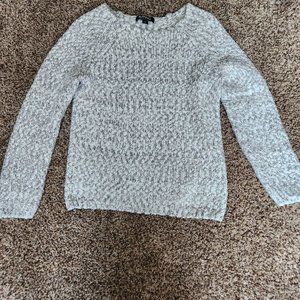 Buffalo White and Grey Sweater Small/ medium Used like new